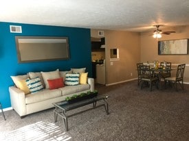 Oaks at St. Andrews Apartamentos