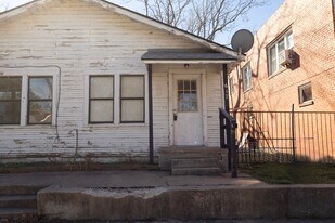 617 W Highland St in Shawnee, OK - Building Photo