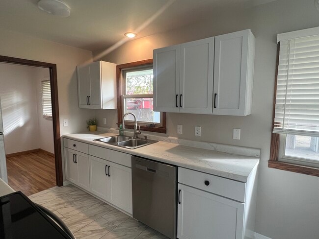 property at 6208 Pilgrim Ln N