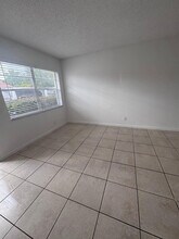 10551 NW 45th St in Coral Springs, FL - Building Photo - Building Photo
