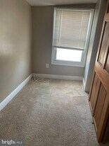 221 Chester Ave in Moorestown, NJ - Building Photo