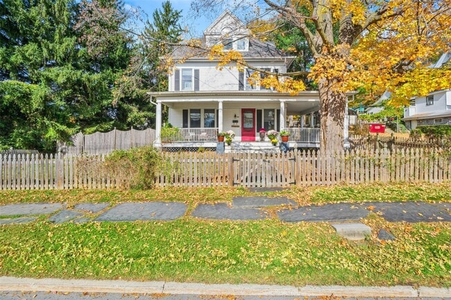 86 West St in Warwick, NY - Building Photo - Building Photo