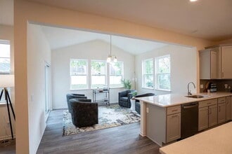 2319 Lonnie Ln in Sun Prairie, WI - Building Photo - Building Photo