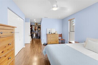 10137 Costa del Sol Blvd in Doral, FL - Building Photo - Building Photo