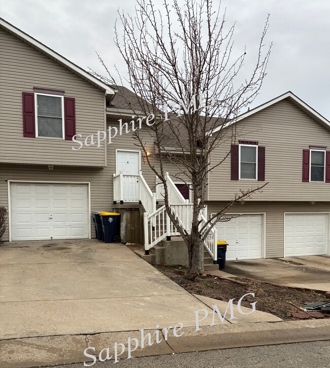 property at 5621 N Northwood Terrace