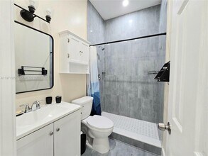 18255 SW 145th Ave, Unit Back in Miami, FL - Building Photo - Building Photo