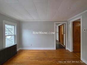 302 Turner St in Auburn, ME - Building Photo - Building Photo