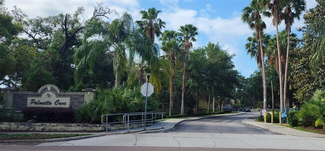 4514 Limerick Dr in Tampa, FL - Building Photo - Building Photo
