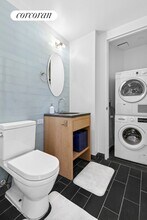 310 W 52nd St in New York, NY - Building Photo - Building Photo