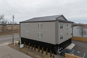 Rylie Court in Buffalo, NY - Foto de edificio - Building Photo