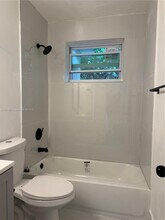 797 NW 55th Terrace in Miami, FL - Building Photo - Building Photo