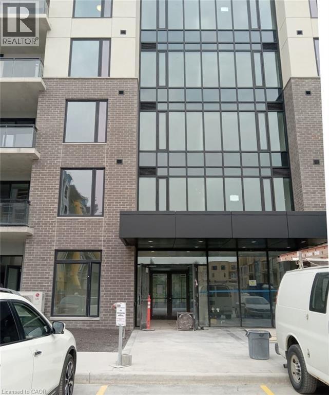 103 Roger St in Waterloo, ON - Building Photo - Building Photo