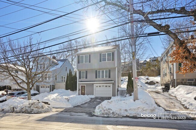 127 Centre St in Quincy, MA - Building Photo - Building Photo