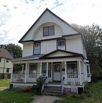 1338 W 85th St, Unit Unit B in Cleveland, OH - Building Photo