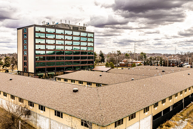 St. Anthony's in Kansas City, MO - Building Photo - Primary Photo