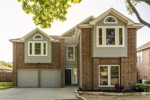 6400 Meadowglen Dr in Arlington, TX - Building Photo