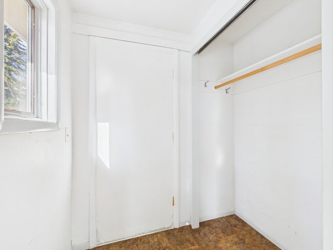 518 Halvorson Rd in Fairbanks, AK - Building Photo - Building Photo