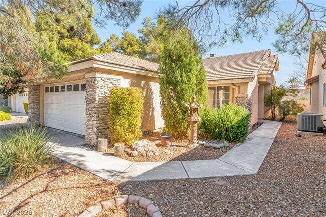 1708 Eagle Peak Way in Las Vegas, NV - Building Photo - Building Photo