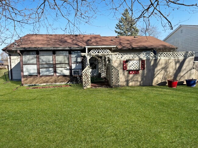 3232 Milford Rd in Indianapolis, IN - Building Photo - Building Photo