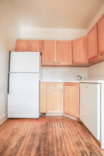 841 W Dakin St, Unit #2 in Chicago, IL - Building Photo - Building Photo