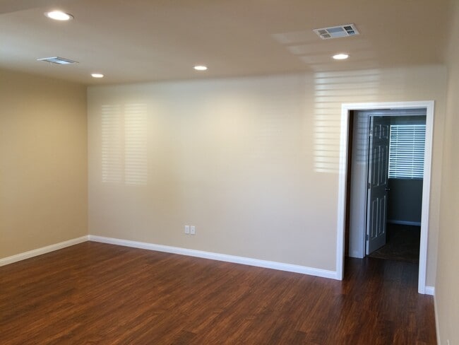 property at 6136 Coldbrook Ave