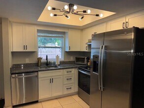 3074 Brookview Ave in Largo, FL - Building Photo - Building Photo