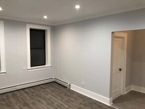 553 Undercliff Ave, Unit 5 in Edgewater, NJ - Foto de edificio - Building Photo