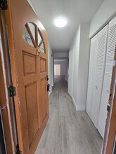 7743 Balboa St in Sunrise, FL - Foto de edificio - Building Photo