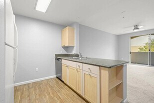 1550 Technology Dr in San Jose, CA - Building Photo