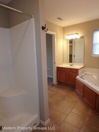 407 Golden Eagle Dr photo'