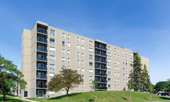 Forest City Estates in London, ON - Building Photo