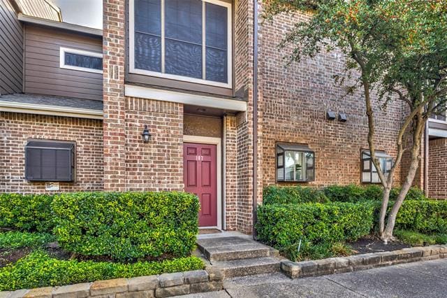 5859 Frankford Rd in Dallas, TX - Foto de edificio - Building Photo