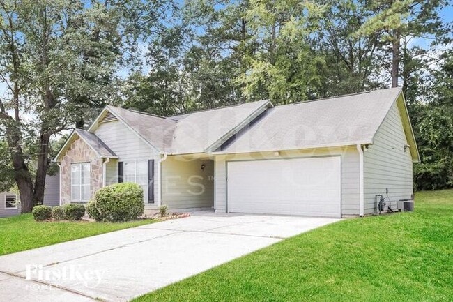 6165 Pembroke Dr in Rex, GA - Building Photo - Building Photo