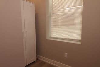 1649 Pratt St in Philadelphia, PA - Building Photo - Building Photo