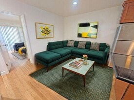 1010 Wilton Pl in Los Angeles, CA - Building Photo