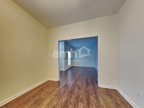 1617 Oak Knoll Ln in Charlotte, NC - Building Photo - Building Photo