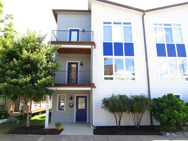 property at 1600 6th Ave N