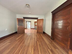 743 Academy St in Kalamazoo, MI - Building Photo - Building Photo