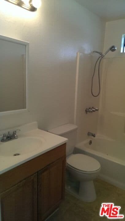 411 N Kenmore Ave in Los Angeles, CA - Building Photo - Building Photo