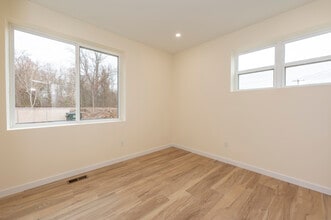 141 Bridge St in Middletown, CT - Building Photo - Interior Photo