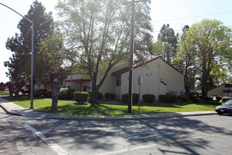 Denair Manor Apartments in Turlock, CA - Building Photo - Building Photo