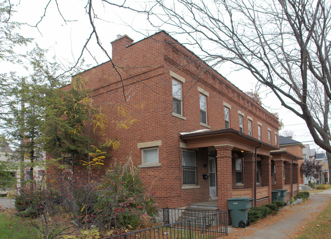 287-293 S Monroe Ave in Columbus, OH - Foto de edificio - Building Photo