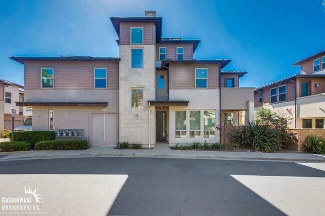 property at 2623 Aperture Cir
