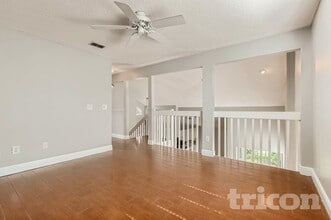 28534 Tall Grass Dr in Zephyrhills, FL - Foto de edificio - Building Photo