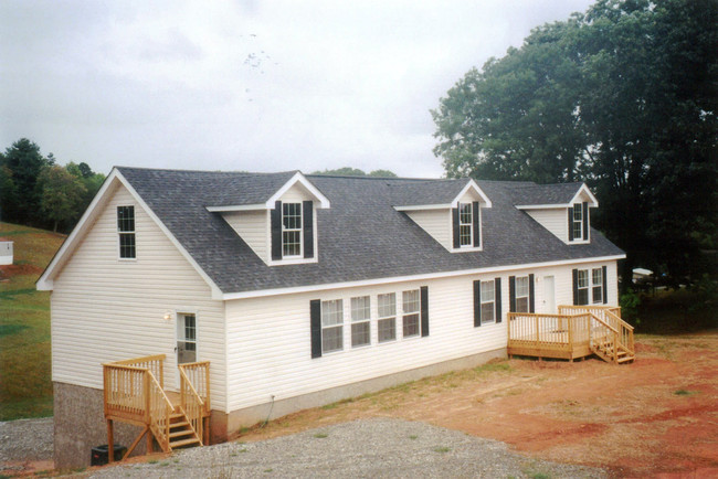 3-82 Piney Ridge Ln in Leicester, NC - Foto de edificio - Building Photo