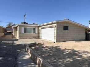 1009 Elizabeth St in Barstow, CA - Building Photo - Building Photo