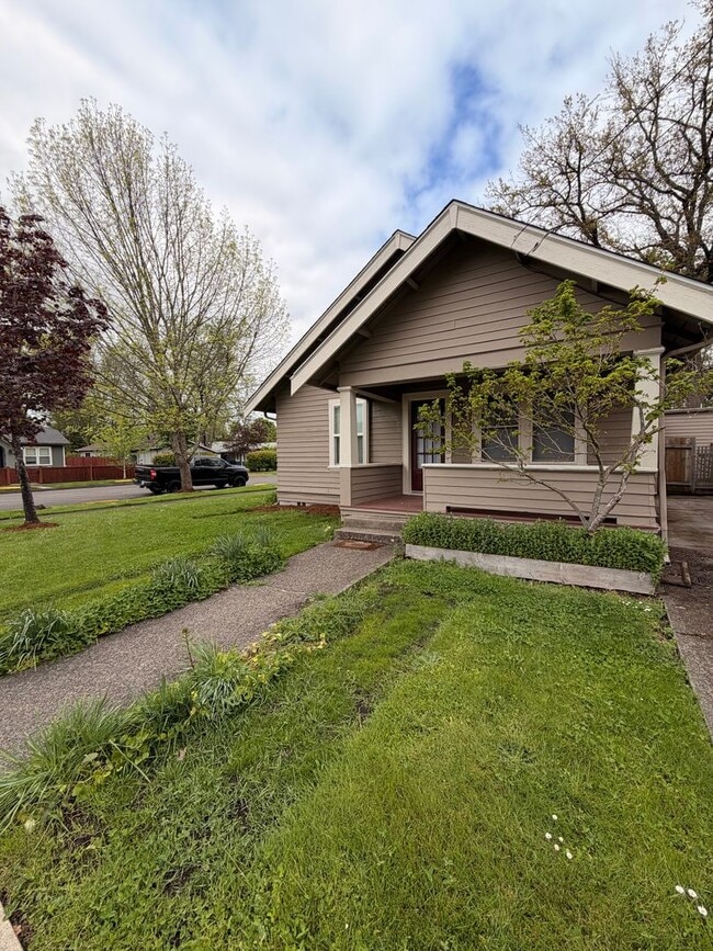 property at 1895 W 18th Ave