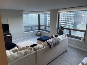 440 N Wabash Ave, Unit 1903 in Chicago, IL - Building Photo - Building Photo