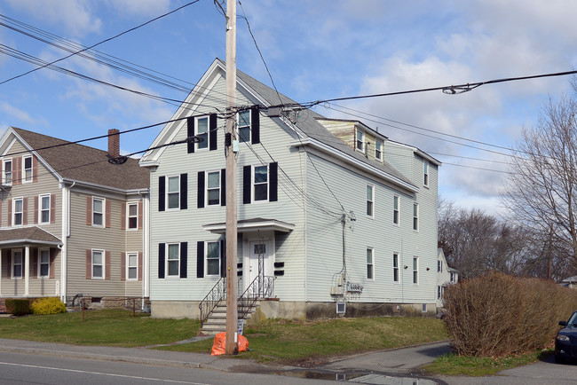 117 Winthrop St in Taunton, MA - Building Photo - Building Photo