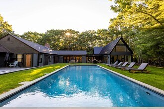 500 Water Mill Towd Rd in Southampton, NY - Building Photo - Building Photo
